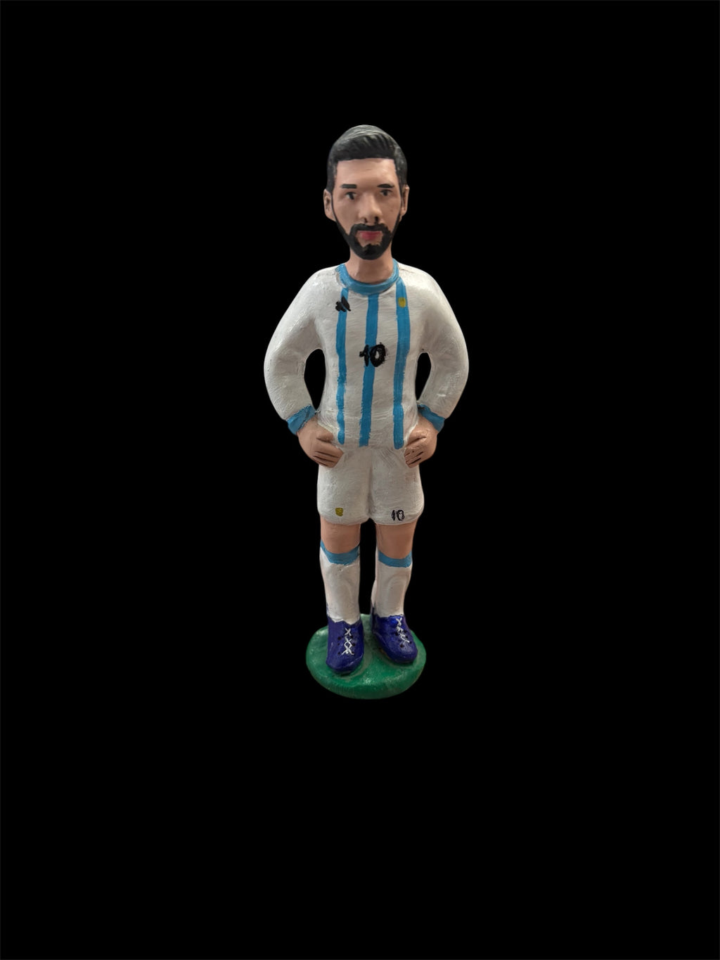 Statuina Messi con Coppa